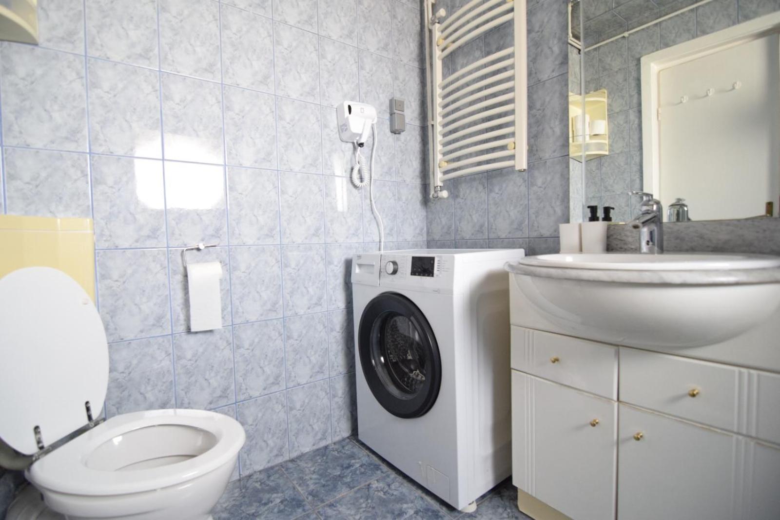 Eminescu 36 Appartement Boekarest Buitenkant foto