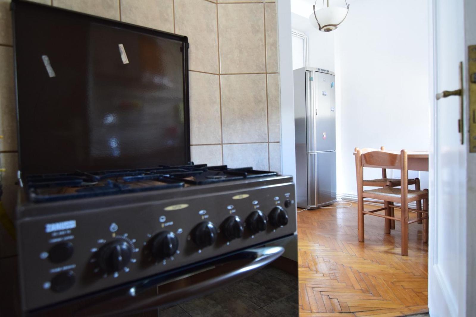 Eminescu 36 Appartement Boekarest Buitenkant foto