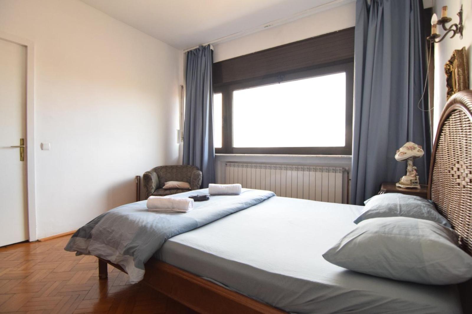 Eminescu 36 Appartement Boekarest Buitenkant foto